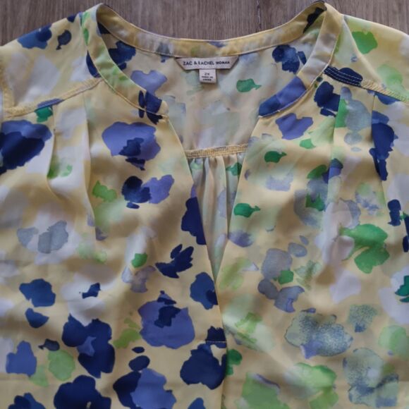 Zac & Rachel Lemon Meringue VNeck Top Short Ruffle Sleeves Blouse Plus Sz 2x - Picture 3 of 11